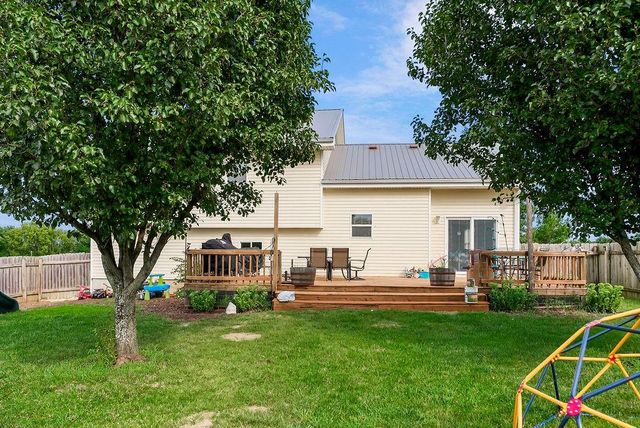 57 Willow Lane, Linn Valley, KS 66040