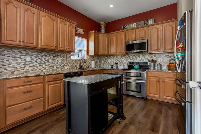 57 Willow Lane, Linn Valley, KS 66040