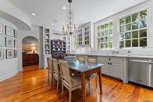 2502 Dalrymple Dr, Baton Rouge, LA 70808