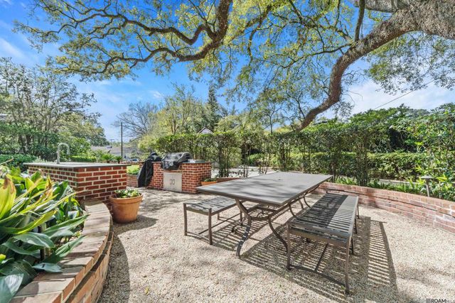 2502 Dalrymple Dr, Baton Rouge, LA 70808