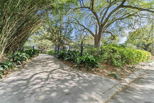 2502 Dalrymple Dr, Baton Rouge, LA 70808