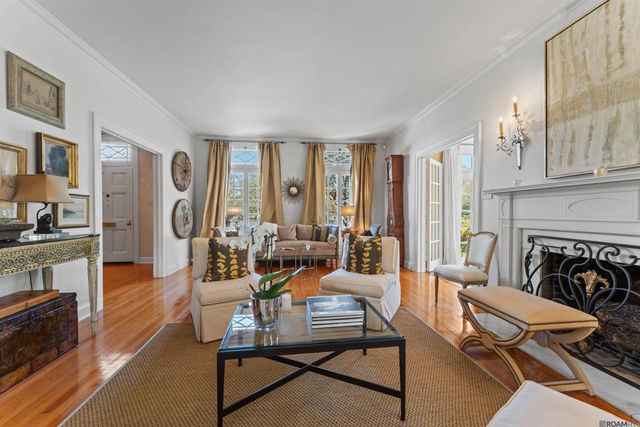 2502 Dalrymple Dr, Baton Rouge, LA 70808