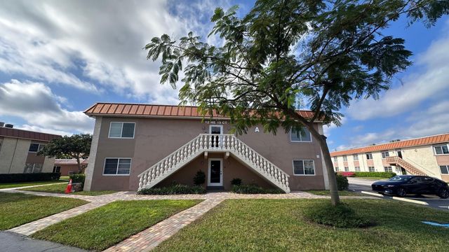 12 NE 19th Court 220a, Wilton Manors, FL 33305