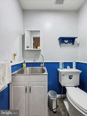 2975 CYPRESS RD S, Dover, PA 17315