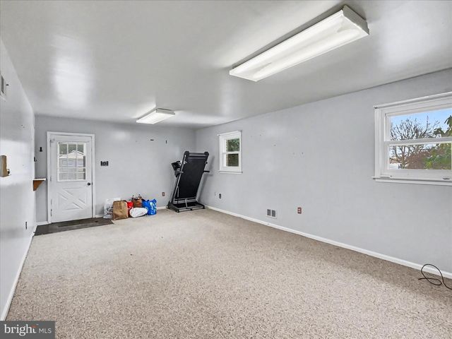 2975 CYPRESS RD S, Dover, PA 17315