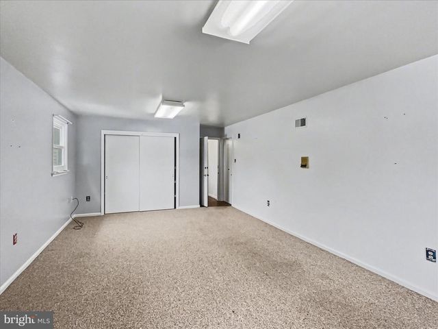 2975 CYPRESS RD S, Dover, PA 17315