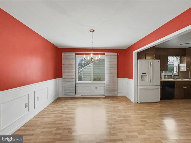 2975 CYPRESS RD S, Dover, PA 17315