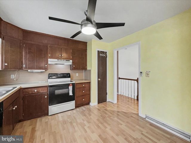 2975 CYPRESS RD S, Dover, PA 17315