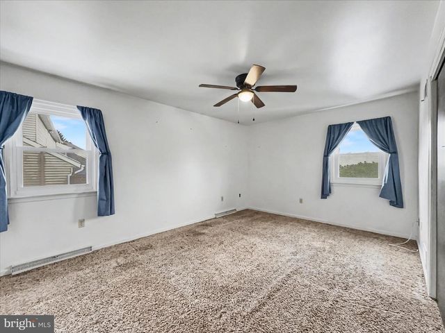 2975 CYPRESS RD S, Dover, PA 17315