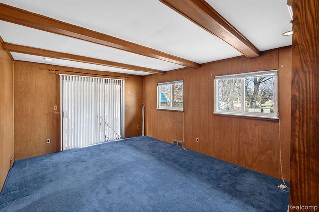 15734 Fairfax Street, Southfield, MI 48075