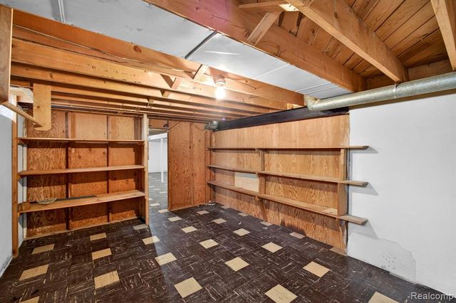 15734 Fairfax Street, Southfield, MI 48075