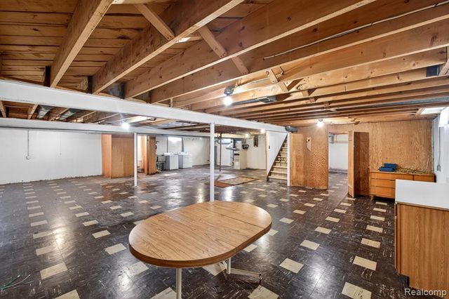 15734 Fairfax Street, Southfield, MI 48075