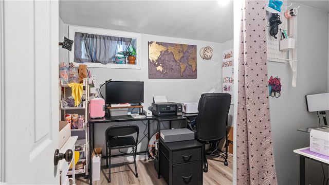62 Milton Road, Warwick, RI 02888