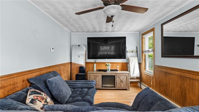62 Milton Road, Warwick, RI 02888