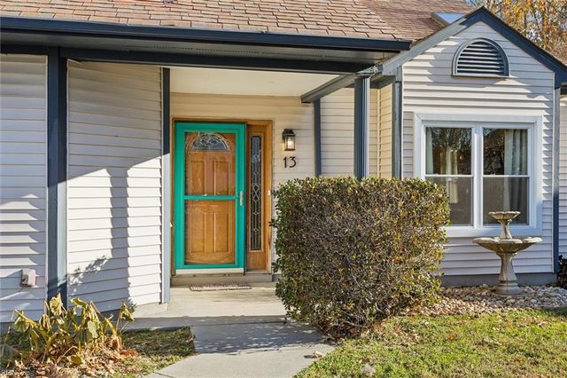 13 Alton CT, Hampton, VA 23669