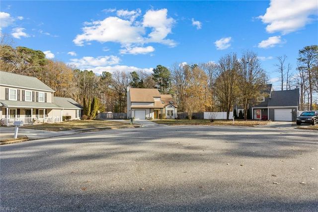 13 Alton CT, Hampton, VA 23669