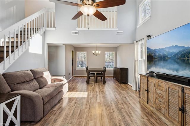 13 Alton CT, Hampton, VA 23669