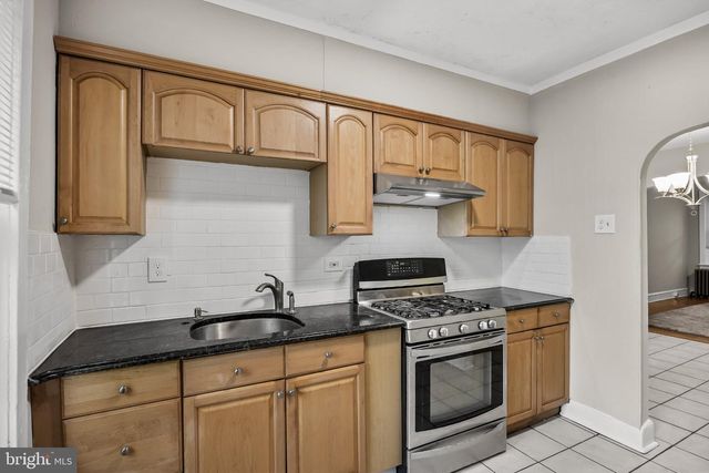 2914 N CONGRESS RD, Camden, NJ 08104