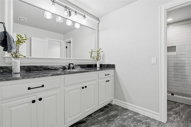 17525 S 71st East Avenue, Bixby, OK 74008