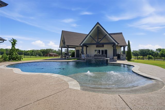 17525 S 71st East Avenue, Bixby, OK 74008