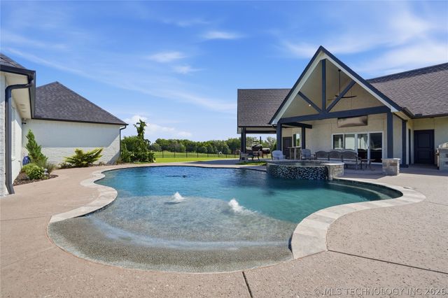 17525 S 71st East Avenue, Bixby, OK 74008
