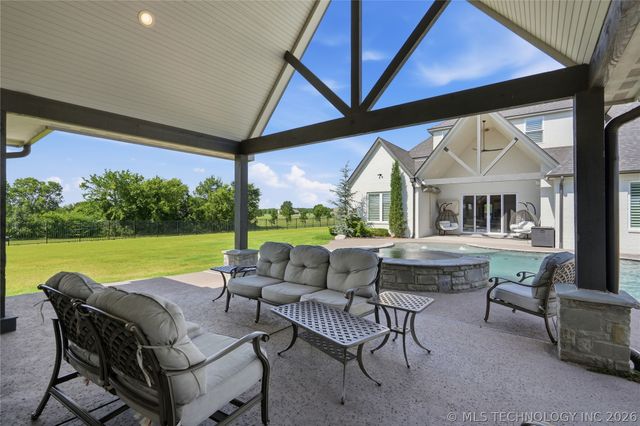 17525 S 71st East Avenue, Bixby, OK 74008