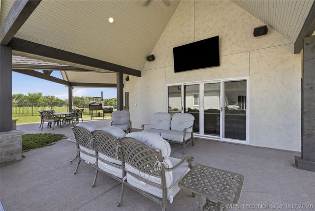 17525 S 71st East Avenue, Bixby, OK 74008
