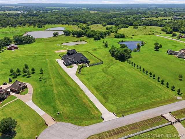 17525 S 71st East Avenue, Bixby, OK 74008