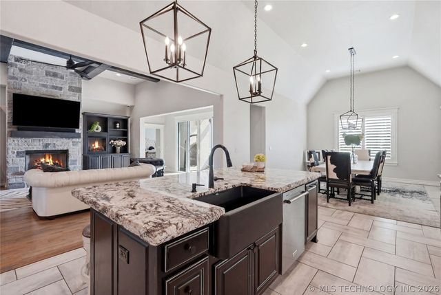 17525 S 71st East Avenue, Bixby, OK 74008