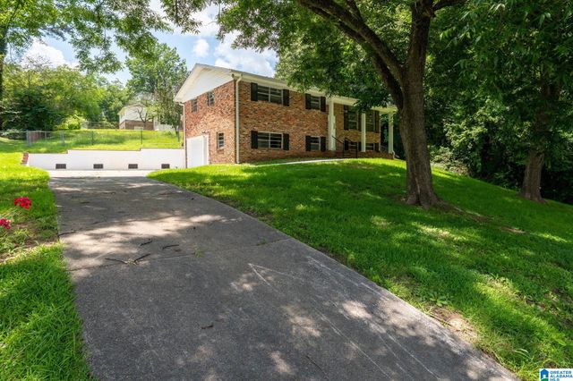 1108 MEADOW DRIVE, Gardendale, AL 35071