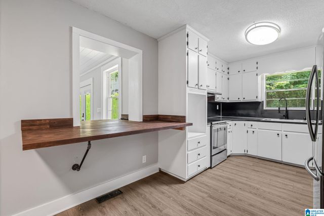 1108 MEADOW DRIVE, Gardendale, AL 35071