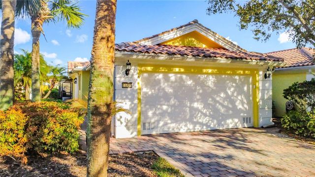 11777 FAN TAIL LANE, Orlando, FL 32827