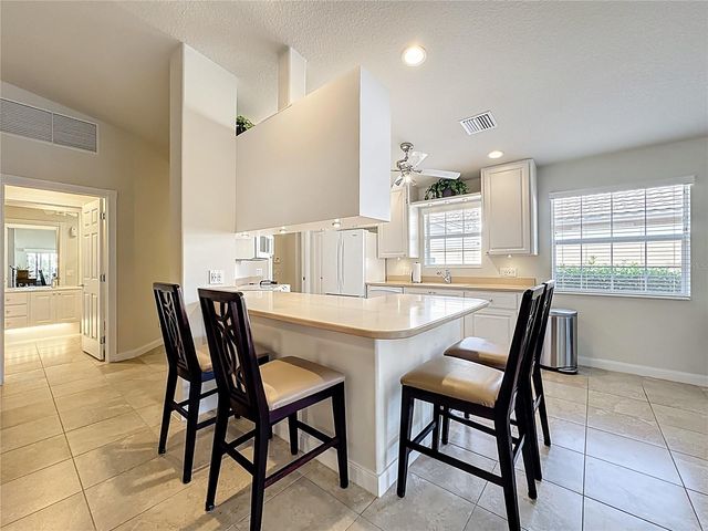 11777 FAN TAIL LANE, Orlando, FL 32827