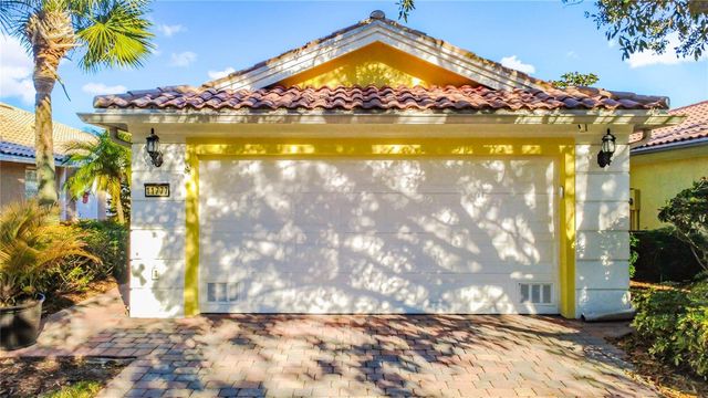 11777 FAN TAIL LANE, Orlando, FL 32827