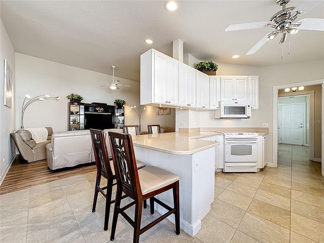 11777 FAN TAIL LANE, Orlando, FL 32827