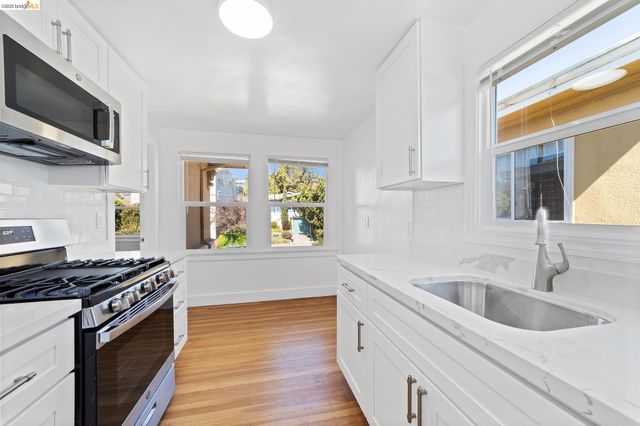 508 Valle Vista, Oakland, CA 94610
