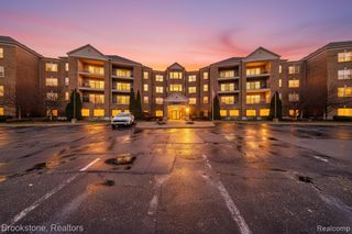 2112 Country Club Drive, Saint Clair Shores, MI 48082