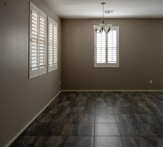 241 E Roadrunner Drive, Chandler, AZ 85286