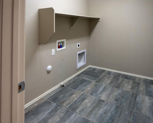 241 E Roadrunner Drive, Chandler, AZ 85286