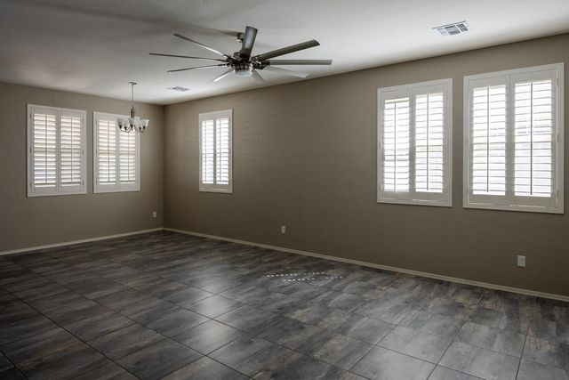 241 E Roadrunner Drive, Chandler, AZ 85286