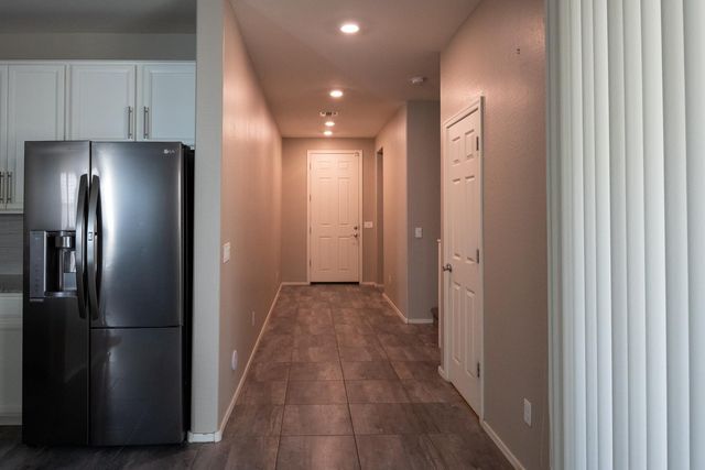 241 E Roadrunner Drive, Chandler, AZ 85286