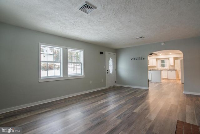 99 E PERRY ST, Enola, PA 17025