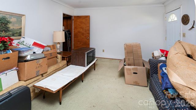 3008 Oakwood Drive, Charlotte, NC 28269