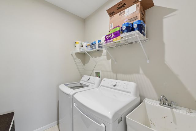 802 Bluestem Ridge Drive, Alexandria, KY 41001