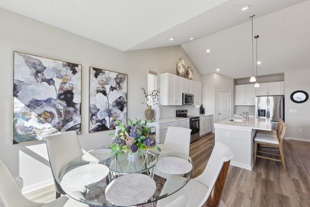 802 Bluestem Ridge Drive, Alexandria, KY 41001