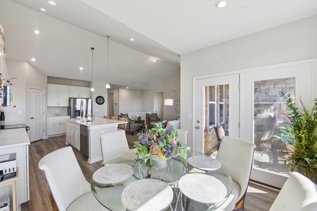 802 Bluestem Ridge Drive, Alexandria, KY 41001