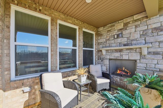 802 Bluestem Ridge Drive, Alexandria, KY 41001