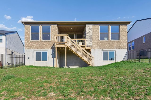 802 Bluestem Ridge Drive, Alexandria, KY 41001