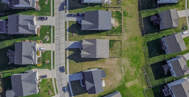 802 Bluestem Ridge Drive, Alexandria, KY 41001