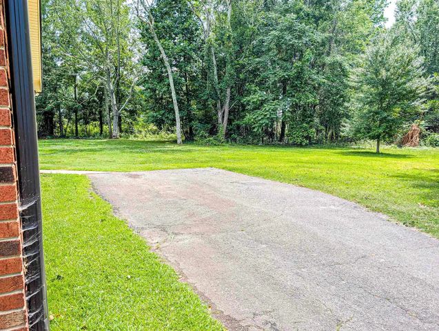 129 Pisgah Drive, Spartanburg, SC 29303